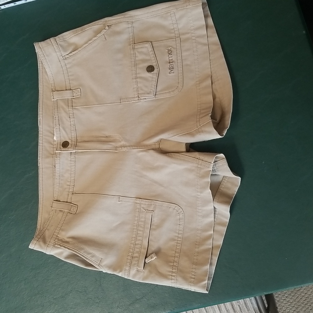 🥳 Hoist Pick 🥳 Marmot Khaki Women's Hiking Shorts Size 8